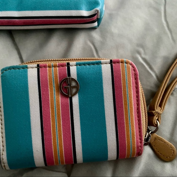 Giani Bernini Pouch & Wallet - Picture 4 of 6